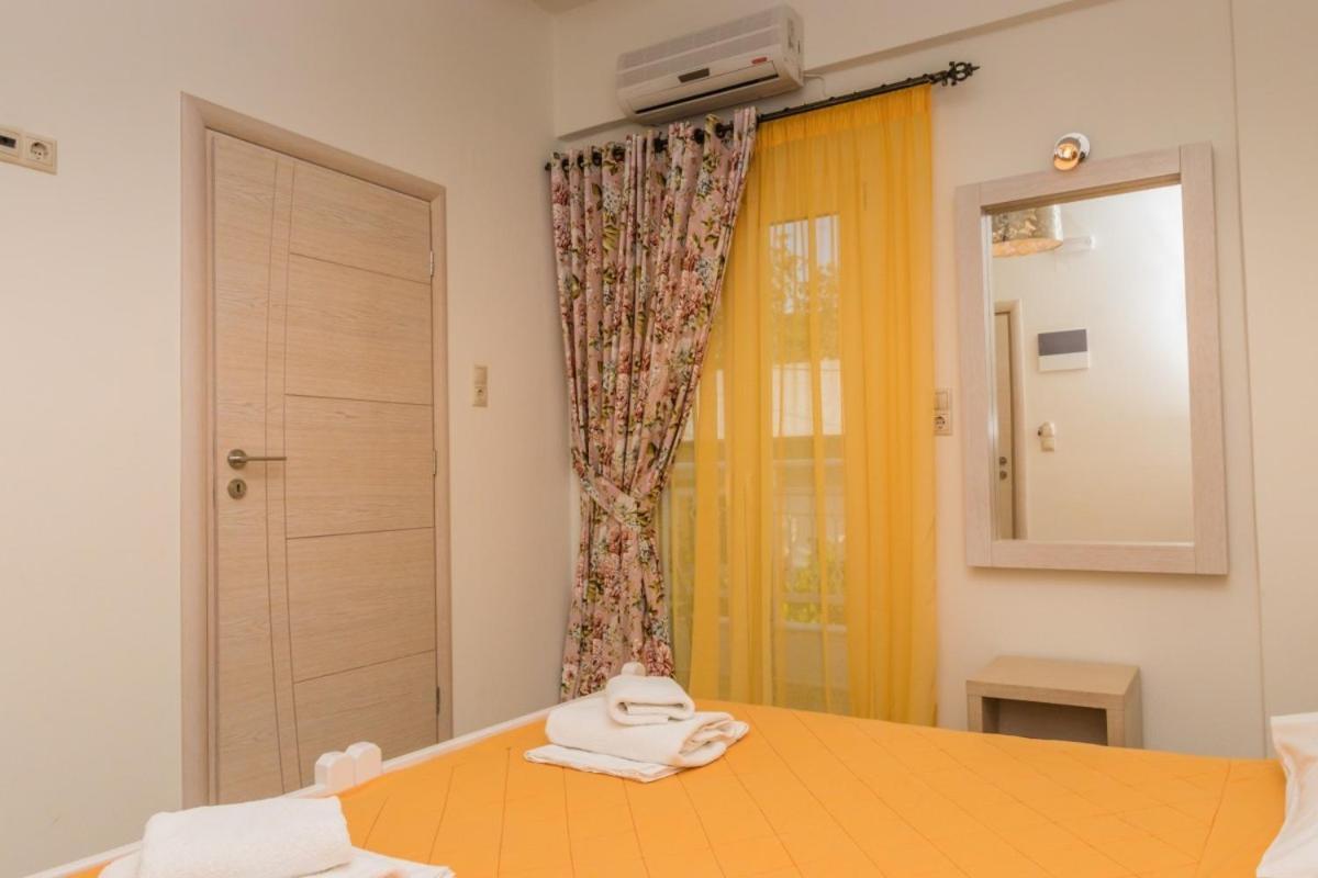 Hotel Sunshine Matala Exterior photo